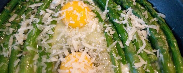 Punte di asparagi surgelate "CRAI" con uova