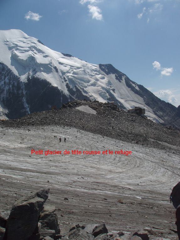 Eté 2009 - Très beau temps - Beaucoup d'alpinistes sur la route du Mont Blanc