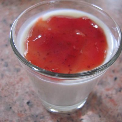 Recette : La panna cotta à la fraise !