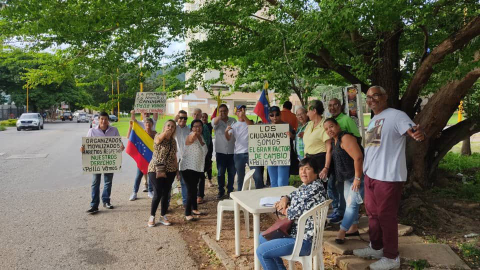 Movimientos civiles realizaron jornada en sector La Trigaleña de Valencia para impulsar participación en la primaria