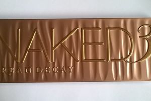 Urban Decay, Naked 3