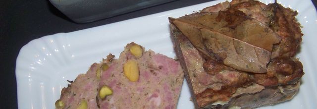 Terrine de viande pistachée.