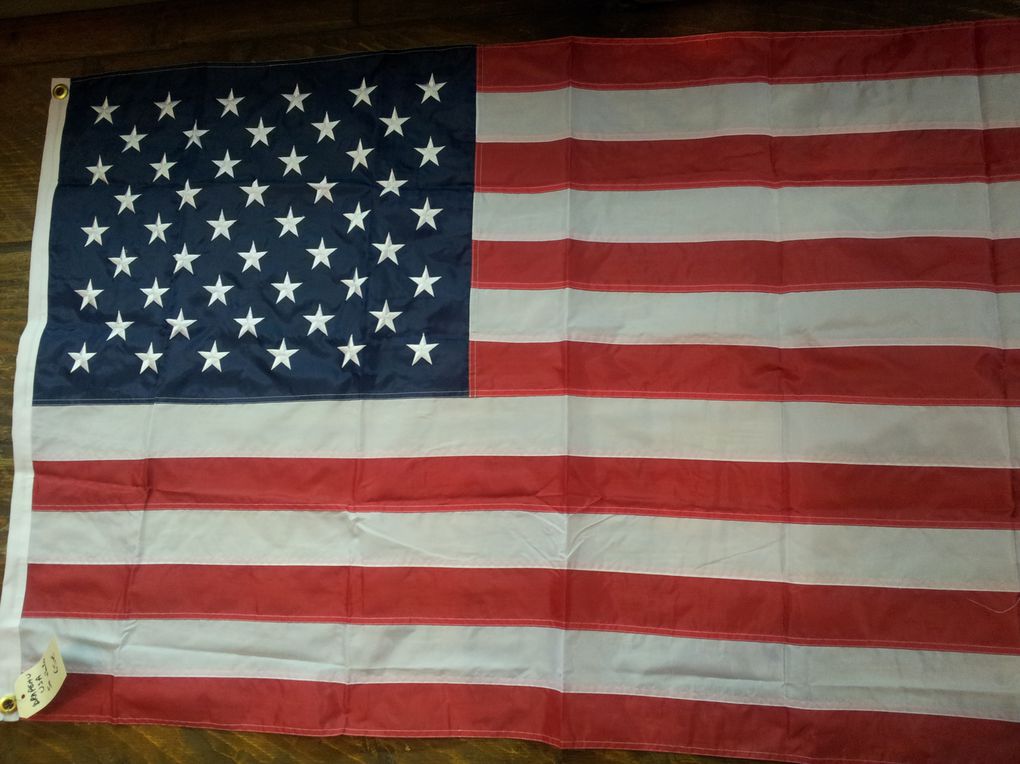 Specialiste de Drapeaux USA et sudiste : coton,nylon,toutes les tailles