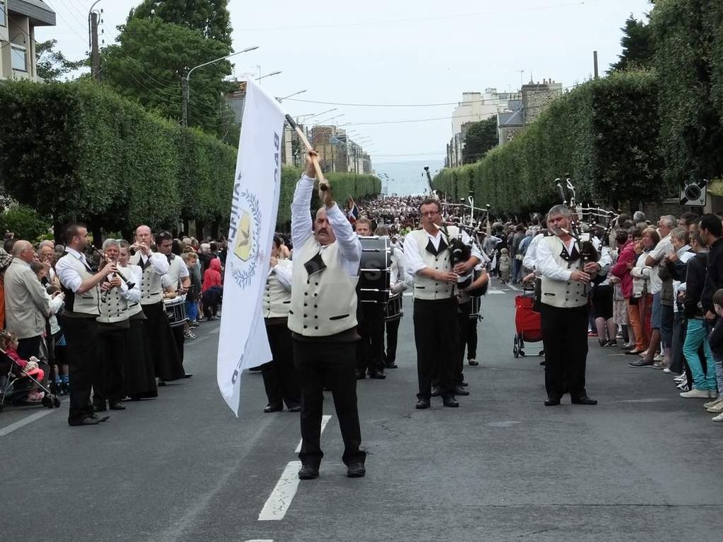 Les Folklores du monde à Saint-Malo 2014