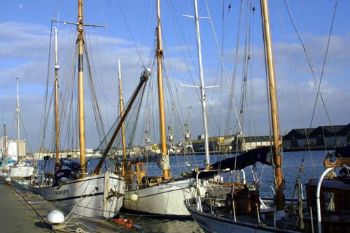 Photographies de bateaux dans les ports de Bretagne...