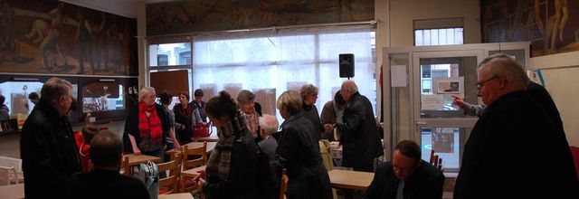 Ce 10 mars à au café aux sports, l'association « Paroles d'Hucbald » recevait les Editions Audience ; ce fût vraiment un après-midi riche de découvertes littéraires ; en effet 5 livres furent présentés dont 3 auteurs présents, Isabelle Lefort, Emilie Pirez et Didier Hermand qui s'est dit ravi de ce moment qui lui a permis de percevoir sa ligne éditoriale à travers ces 5 livres. Nous avons terminé cette journée en écoutant Isabelle Lefort interprêter quelques-uns  de ses titres qui nous ont enchantés. Encore merci à ces auteurs de nous faire rêver par leurs livres et leurs chansons !!