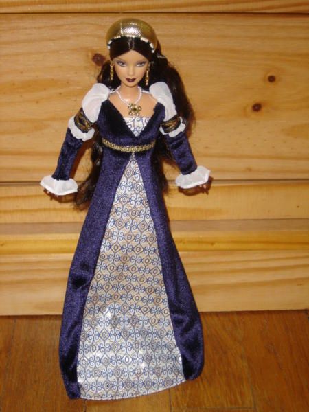 <p>Voici les Barbies que je collectionne.</p>
<p>Mes chinoiseries sont au complet, j'ajouterai au fil des articles mes Ferrari et mes Princesses du Monde. A suivre....</p>