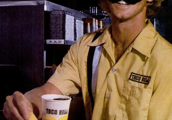 OUVERTURE DU PREMIER TACO BELL AVEC BILOU