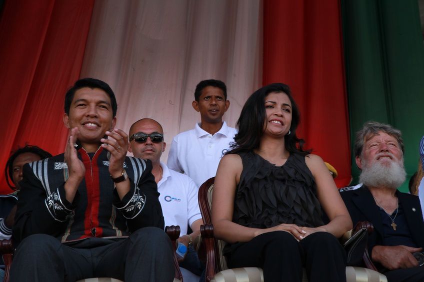 Dans le cadre du IIè anniversaire de la IVèRépublique, le couple présidentiel, Andry et Mialy Rajoelina, a inauguré le «Coliseum de Madagascar» sis à Antsonjombe. 5è partie. Photos: Harilala Randrianarison