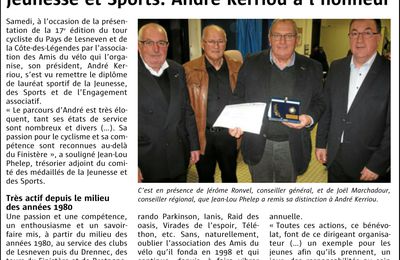 21 mars 2015 - André Kerriou (Amicale du vélo du Pays de Lesneven et de la Côte ds Légendes) reçoit le diplôme de lauréat de la vie associative