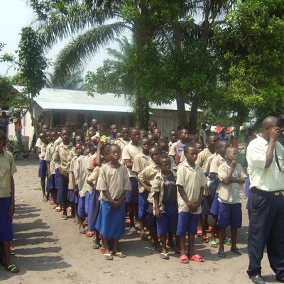 école d'IPOMBO 2012