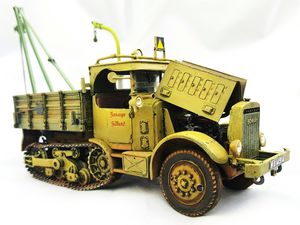 Tracteur lourd Somua MCL5, Deskit, 1/35.