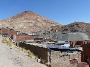 Potosi : an astonishing miner's city