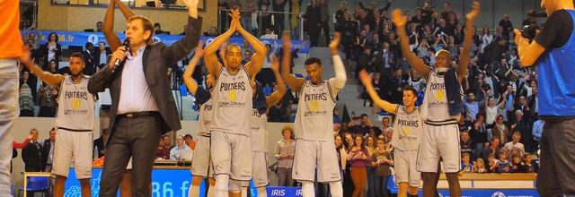 Et le clapping de s'imposer sur le parquet du PB86