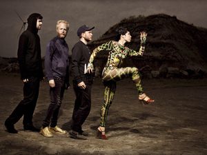 little dragon, un groupe suédois de musique électronique/downtempo originaire de göteborg