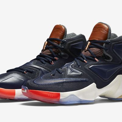 Nike LeBron 13 EXT "LuxBron" 