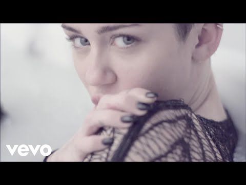 Adore You, nouveau clip de Miley Cyrus (vidéo).