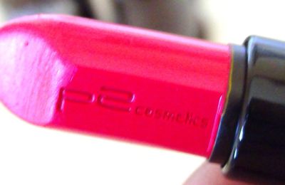 REVUE ET SWATCH RAL P2 COSMETICS/LIPSTICKS