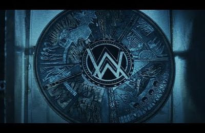 Alan Walker - All Falls Down (feat. Noah Cyrus with Digital Farm Animals)