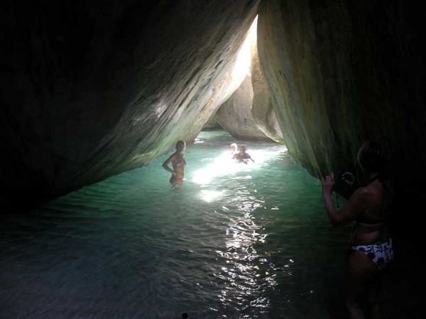 Iles Vierges (suite)
Virgin Gorda ; Ile de Guana ; Jost Van Dyke