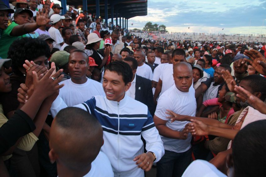 Inauguration du Kianja (Stade) Makis de Madagascar, à Andohatapenaka, par le Président Andry Rajoelina. 5ème partie. Photos: Harilala Randrianarison