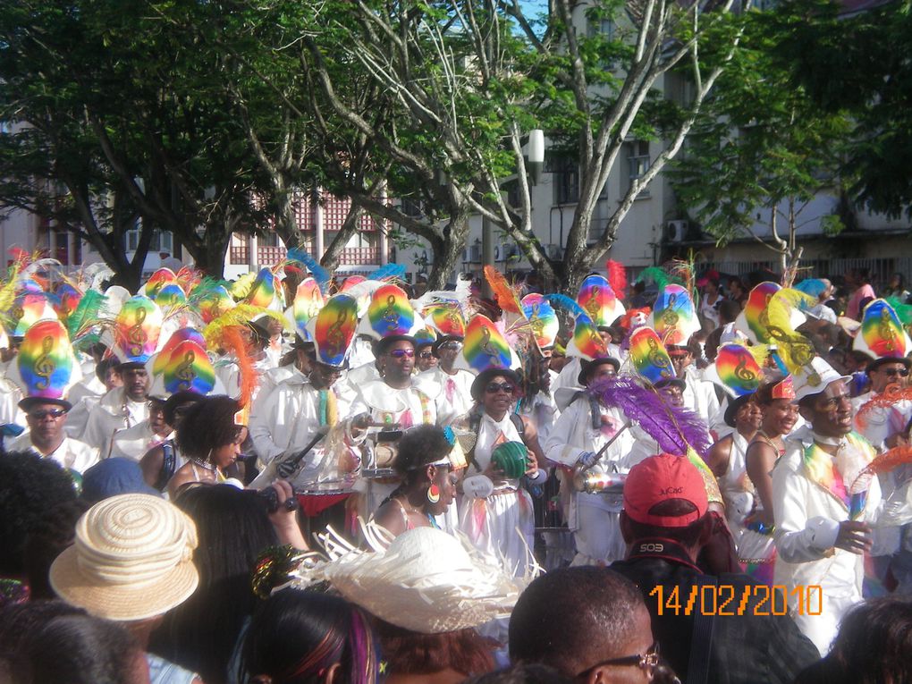 Des photos du Carnaval du Dimanche gras à Fort-de-France en Martinique.
