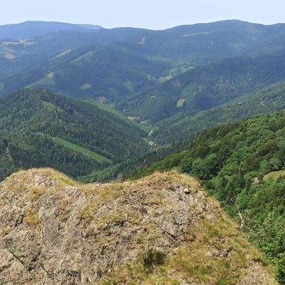 BOURBACH : ROSSBERG, VOGELSTEINE, THANNER (R 799) ~ 18,5 km ~ D+ 805 m ~ 6 h ~ 4/6 ~ *** ~ Non compatible VTT-VTTAE