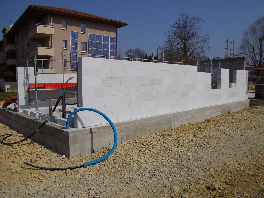 Chantier de construction de Fermandises, point de vente collectif à St Denis lès Bourg