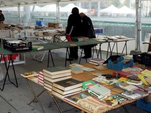 Marché aux livres anciens ou d'occasion d'Amiens