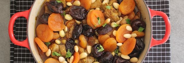 Tajine d'agneau aux abricots et pruneaux