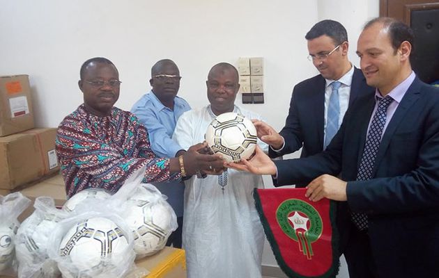 Pour la reprise des championnats nationaux : La Fédération marocaine fait don de 1000 ballons à la Fbf