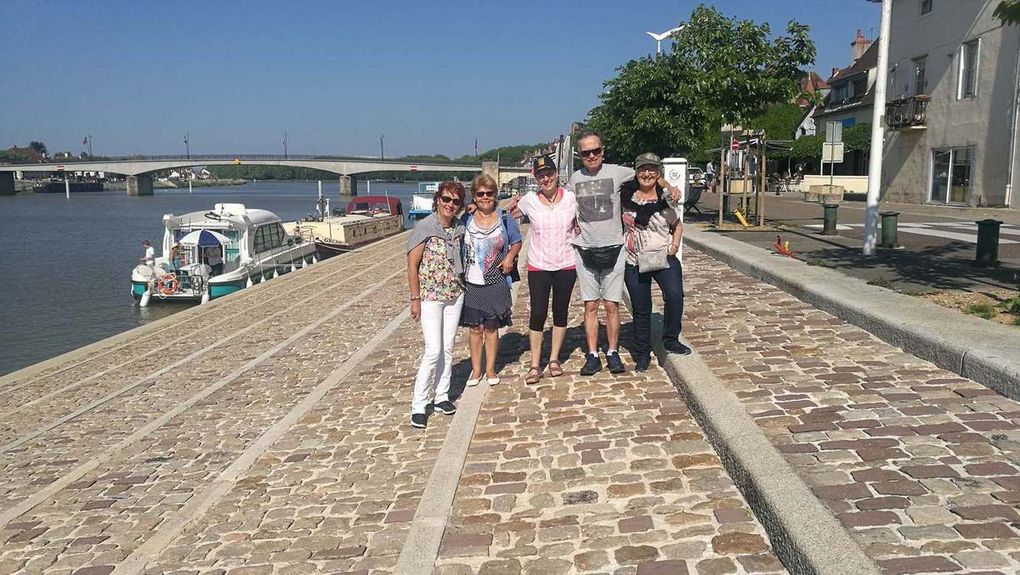 Une journée a Losne Côte-D'or le 19 mai et le 20 mai au retour une ballade du côté de Quarré les Tombes