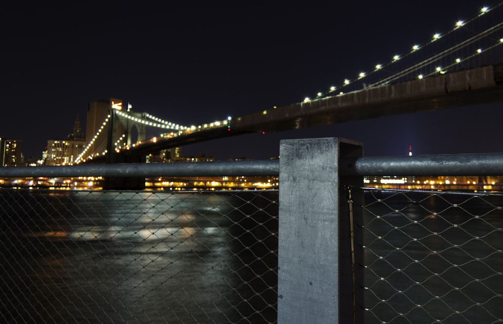 Album - Brooklyn Bridge by night