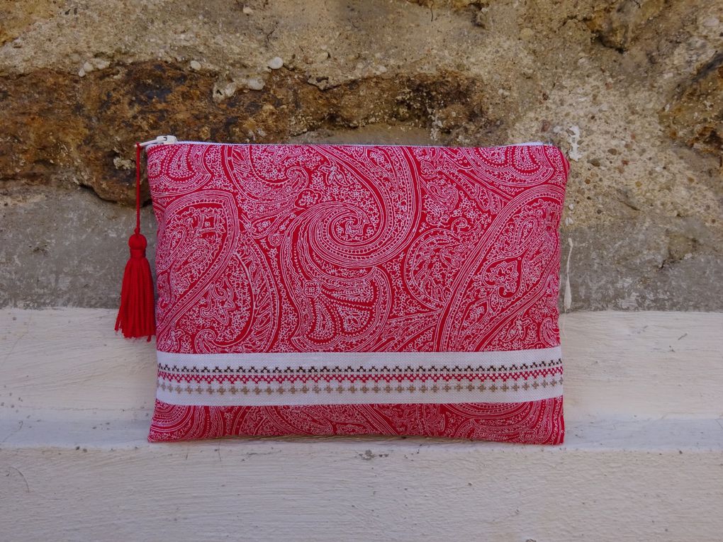 Pochette/Trousse maquillage : duo en rouge et blanc