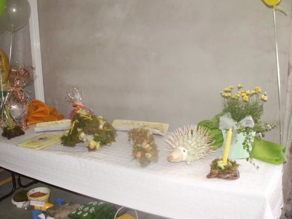Des id&eacute;es de d&eacute;coration pour le mariage de la carte d'inviation, &agrave; la d&eacute;coration de la table, table ap&eacute;ro, table honneur,&nbsp; faire part et autres. De la fabrication&nbsp;&nbsp; dans l'atelier &agrave; la mise en place dans la salle pour le mariage