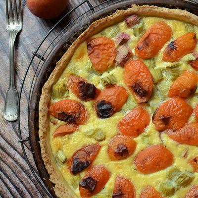 Tarte rhubarbe abricots