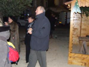 Vendredi 14 Décembre 2008
Le Père Noël nous a fait la surprise de venir accompagné de la Mère Noël et en caleche.