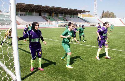 Football Feminin En Algerie Equipe De Relizane Copyright Zinedine Zebar 