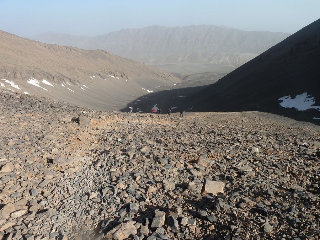 12 randonneurs au Maroc pour un trek de 6 jours avec en point de mire, l’ascension du Mont M' Goun à 4067 m d'altitude.