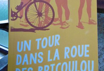 Ian Ourik : Un Tour dans la roue des Bricoulou