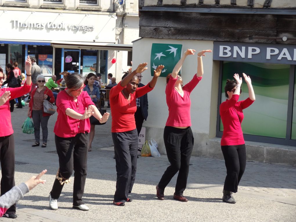 Encore plus de photos du 12 avril 2014 créées par Cathy!