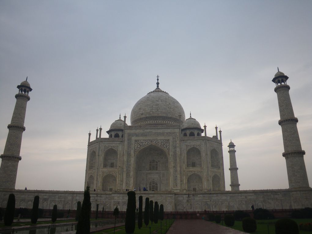Un Taj Mahal pluvieux mais toujours aussi impressionant!