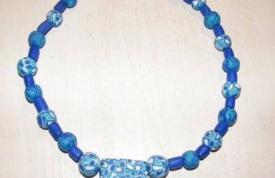 Collier "La vie en bleu"