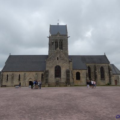 Promenade dans le Cotentin (2), Sainte-Mère-Eglise (Voyages en camping-car)