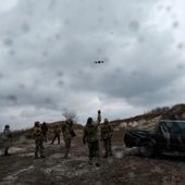 Le combattant de surface rayé de la surface du champ de bataille par des drones et des munitions rôdeuses?