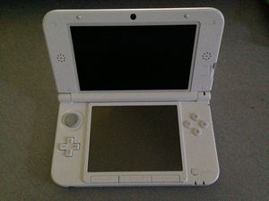 Légère, elle a toutes les qualités d'une vrai 3DS XL !