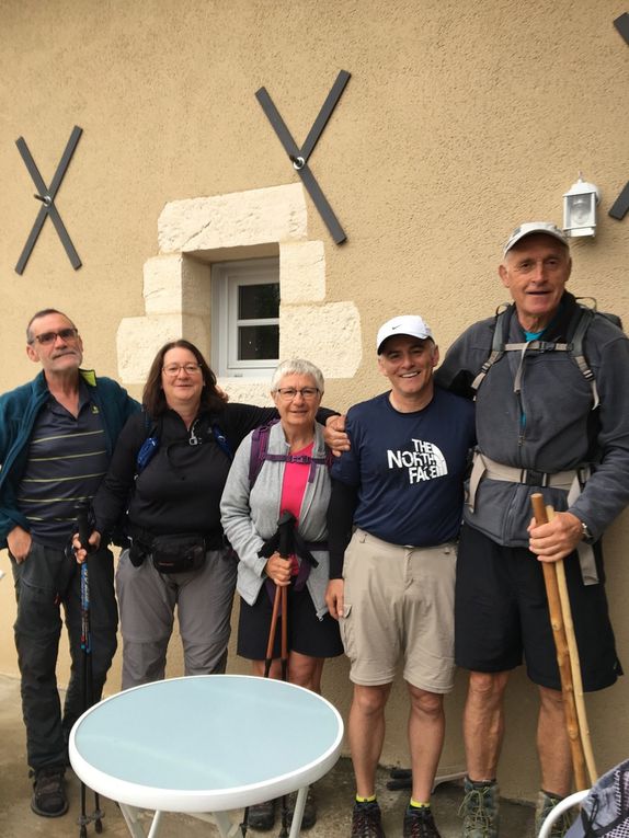 En compagnie de Alvin Richard (peintre hyperréaliste du Canada 🇨🇦) Le pont des 1000 km de St Jacques de Compostelle 