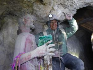 Potosi : an astonishing miner's city