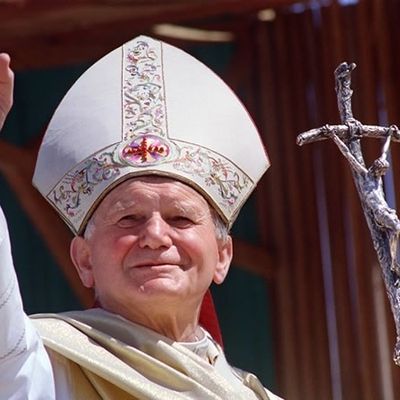 Bonjour mes frères et mes sœurs bénissons notre Seigneur D.ieu de l'Univers 