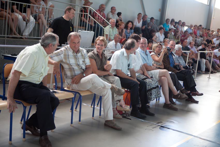 Lors de la dernière fête du club (Juin 2011), la section senior du SVKC en association avec la section Qi Gong et les membres du groupe cascade ont présentés une démonstration artistique de leur travail.